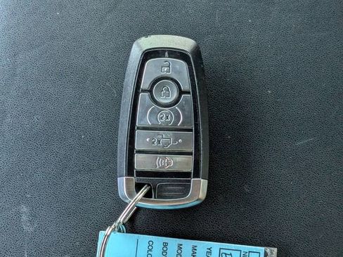 Used 2021 Ford F350 Platinum AWD/4WD image 30