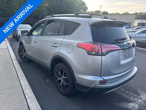 Used 2017 Toyota RAV4 SE w/ Advanced Technology Package AWD/4WD image 4