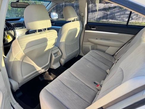 Used 2013 Subaru Legacy 2.5i Premium image 30