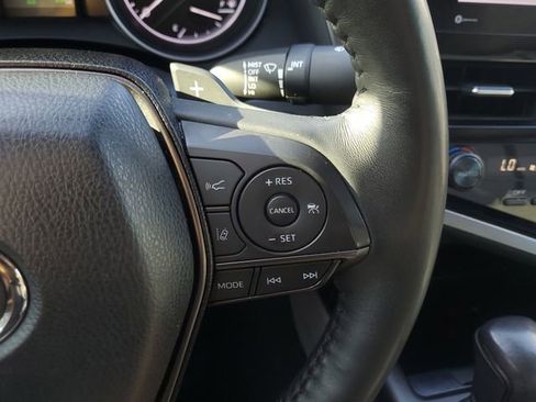 Used 2023 Toyota Camry SE w/ Cold Weather Package image 22