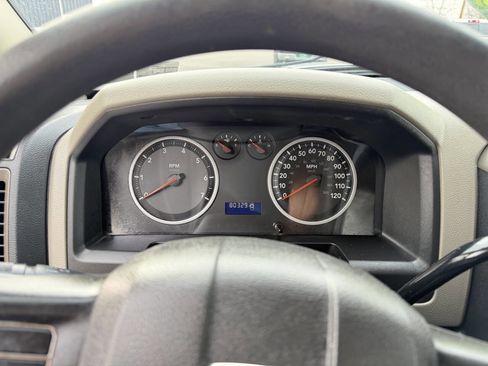 Used 2012 RAM 1500 Express image 11