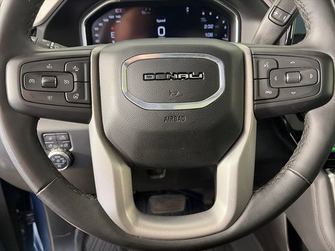 Used 2024 GMC Sierra 2500 Denali w/ Denali Reserve Package AWD/4WD image 16