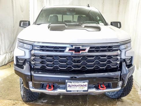New 2026 Chevrolet Silverado 1500 ZR2 image 5