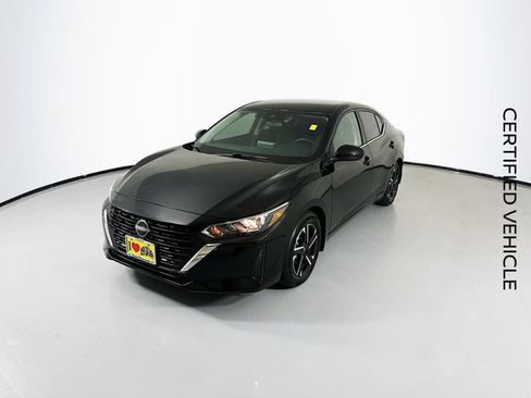 Certified 2025 Nissan Sentra SV FWD image 5