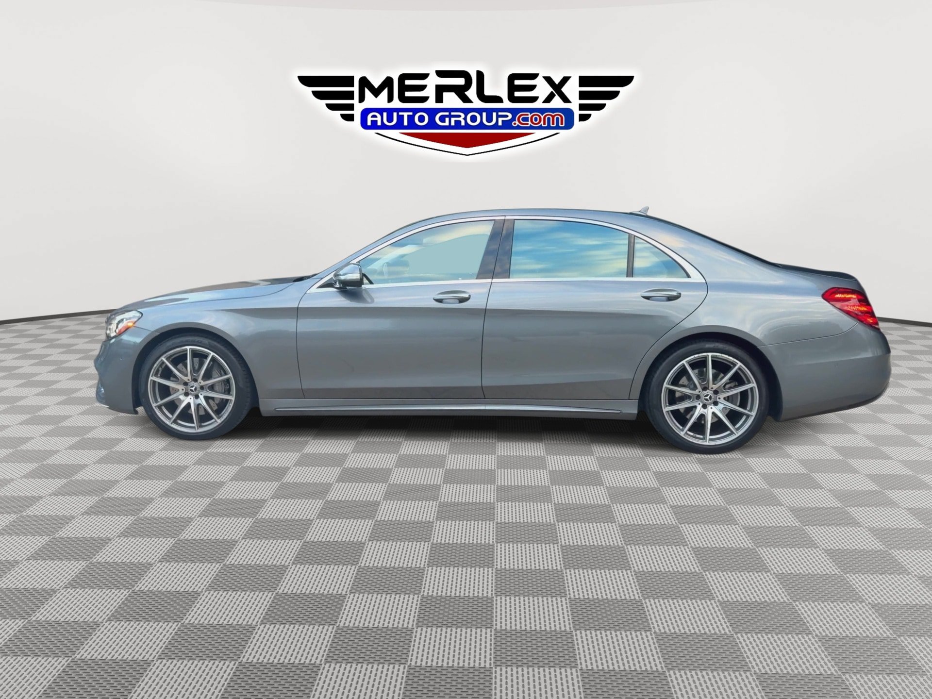 Used 2020 Mercedes-Benz S 560 Sedan image 5