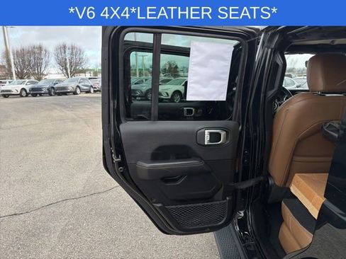 Used 2021 Jeep Wrangler Unlimited Sahara w/ Uconnect 4C Nav & Sound Group image 20