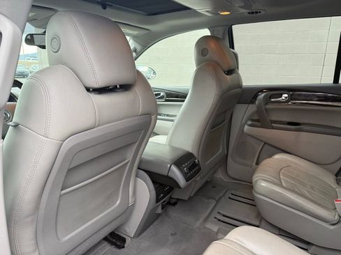 Used 2014 Buick Enclave Leather w/ Trailering Provision Package image 21