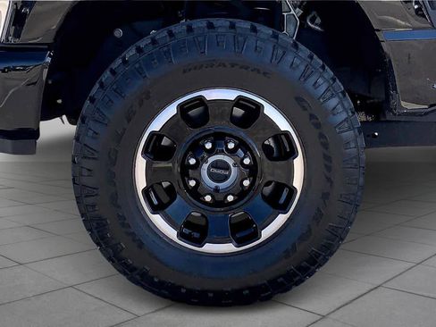 Certified 2024 Ford F350 Lariat w/ Tremor Off-Road Package image 10