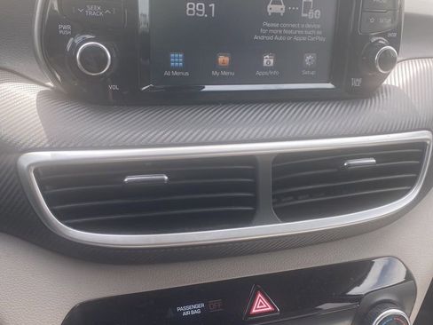 Used 2020 Hyundai Tucson SE image 7