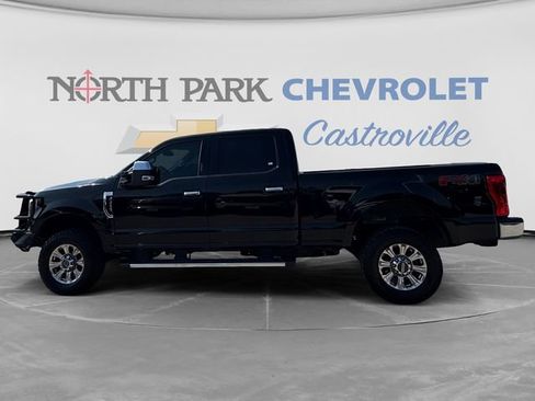 Used 2019 Ford F250 XLT w/ XLT Premium Package AWD/4WD image 6