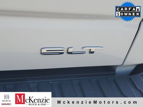 Used 2022 GMC Sierra 1500 SLT w/ SLT Premium Plus Package AWD/4WD image 28