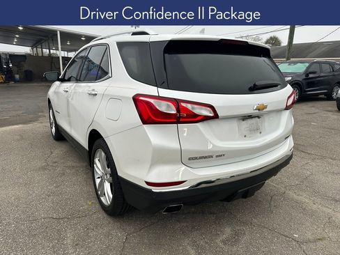 Used 2018 Chevrolet Equinox Premier image 3