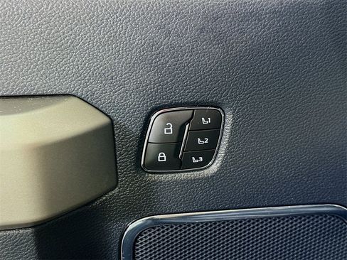 Used 2022 Ford F250 Lariat image 21