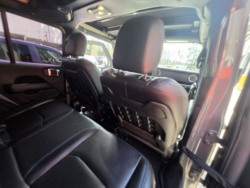 Used 2021 Jeep Wrangler Unlimited Rubicon 4xe w/ Cold Weather Group image 16