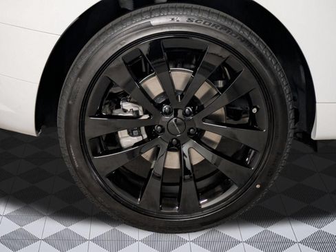 New 2026 Land Rover Range Rover Sport Dynamic SE AWD/4WD image 10