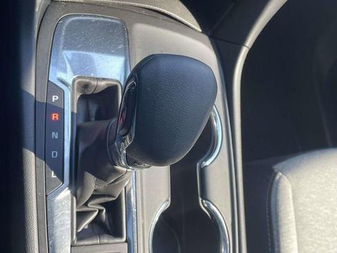 Used 2023 Chevrolet Equinox LS image 21