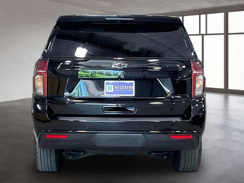 Used 2023 Chevrolet Suburban Z71 w/ Luxury Package AWD/4WD image 5
