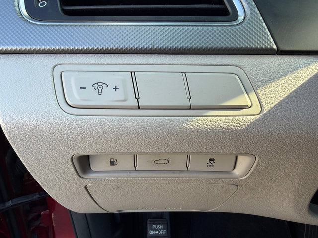 Used 2016 Hyundai Sonata SE FWD image 19