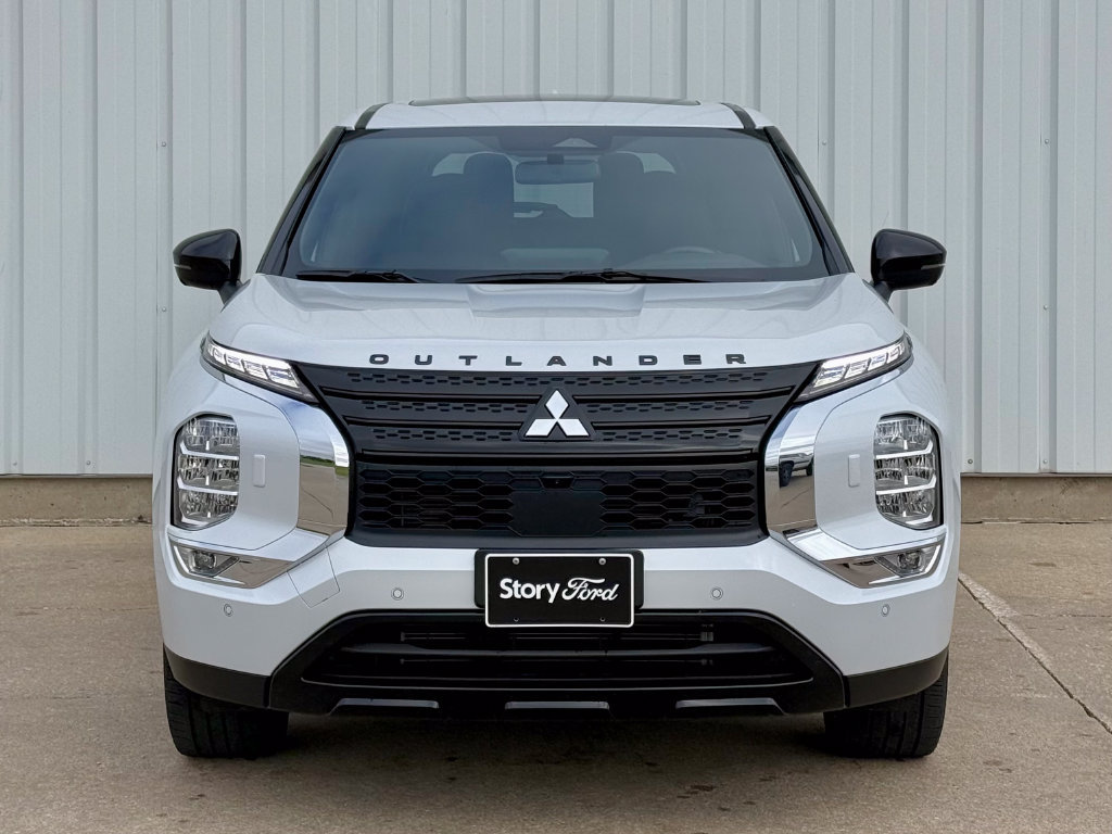 Used 2024 Mitsubishi Outlander SE Black Edition AWD/4WD image 9
