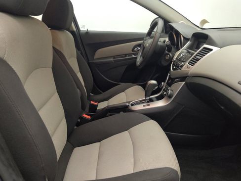 Used 2016 Chevrolet Cruze LS FWD image 21
