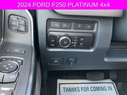 Used 2024 Ford F250 Platinum w/ FX4 Off-Road Package image 28