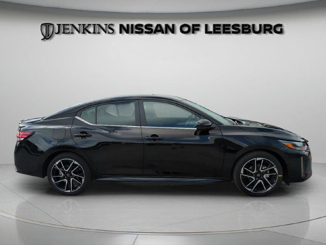 Certified 2025 Nissan Sentra SR w/ SR Premium Package FWD image 9