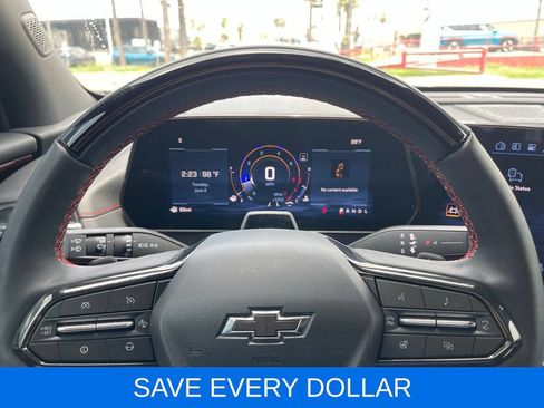 Used 2026 Chevrolet Traverse RS w/ LPO, Floor Liner Package FWD image 9