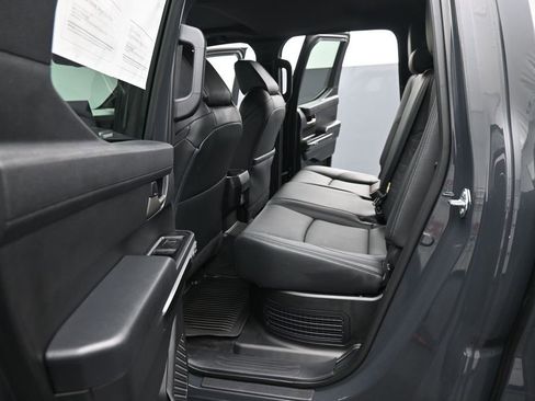 Used 2025 Toyota Tacoma TRD Sport w/ TRD Sport Premium Package AWD/4WD image 16
