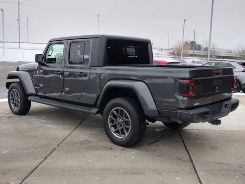 Used 2021 Jeep Gladiator Overland w/ Uconnect 4C Nav & Sound Group image 17