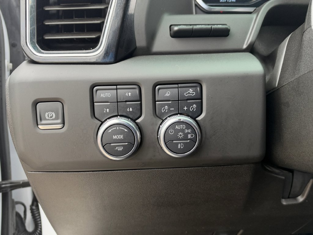 Used 2025 GMC Sierra 2500 Denali Ultimate AWD/4WD image 25