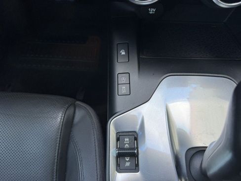 Used 2018 Jaguar E-PACE SE AWD/4WD image 29