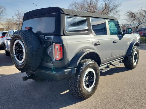 Used 2023 Ford Bronco Badlands image 4