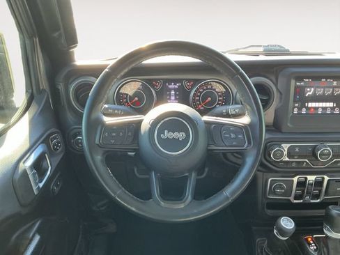 Used 2022 Jeep Gladiator Sport AWD/4WD image 10