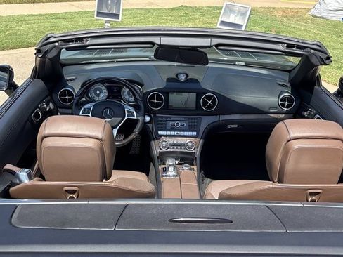 Used 2015 Mercedes-Benz SL 550 image 7