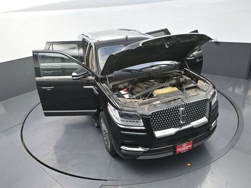 Used 2020 Lincoln Navigator Reserve w/ Luxury Package AWD/4WD image 41