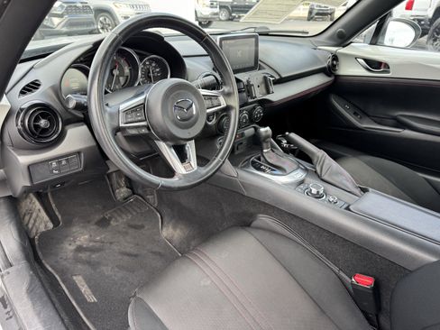 Used 2017 MAZDA MX-5 Miata RF Club image 27