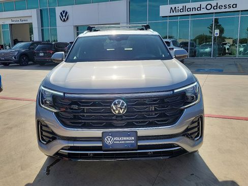 New 2026 Volkswagen Atlas Cross Sport SEL Premium R-Line image 2