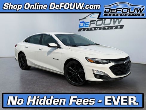 Used 2024 Chevrolet Malibu LT w/ Sport Edition FWD image 1