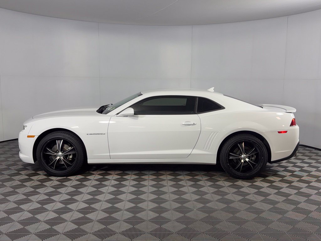Used 2015 Chevrolet Camaro LT w/ RS Package RWD image 7