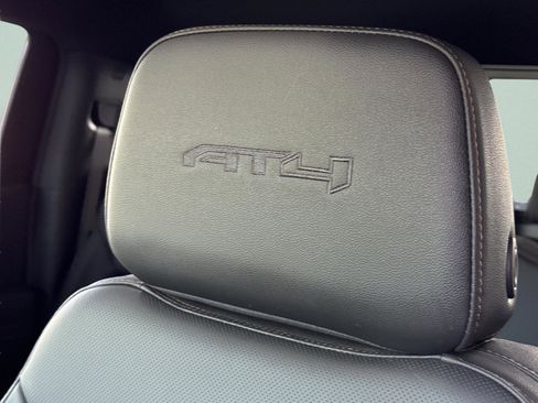 Used 2025 GMC Sierra 1500 AT4 w/ AT4 Premium Package image 33