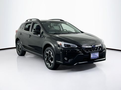 Used 2023 Subaru Crosstrek 2.5i Limited AWD/4WD image 3