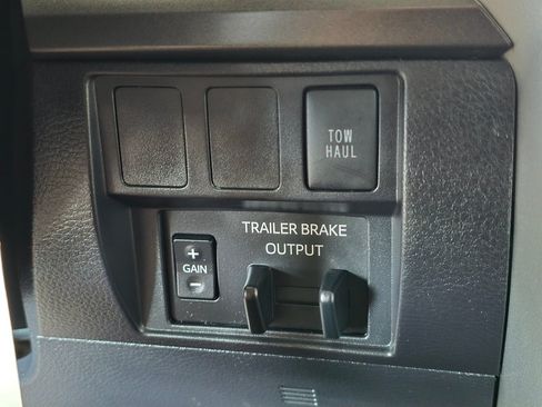 Used 2021 Toyota Tundra SR5 w/ Trail Edition AWD/4WD image 27
