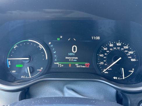 Certified 2025 Toyota Sienna XLE w/ XLE Plus Package AWD/4WD image 32