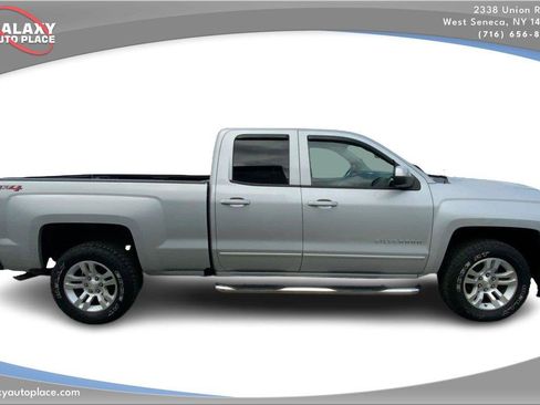 Used 2018 Chevrolet Silverado 1500 LT w/ All Star Edition AWD/4WD image 4