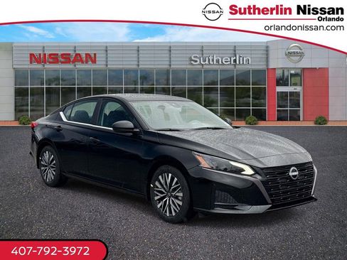 New 2026 Nissan Altima 2.5 SV FWD image 1