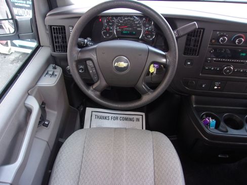 Used 2016 Chevrolet Express 3500 LT w/ LT Preferred Equipment Group image 30