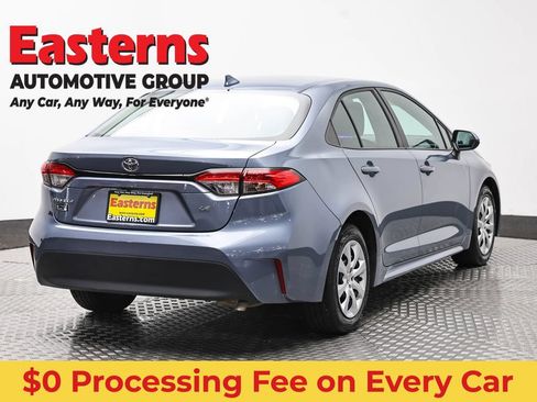 Used 2023 Toyota Corolla LE FWD image 5