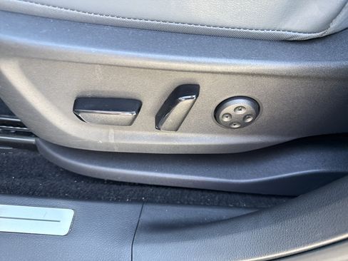 Certified 2023 Nissan Ariya AWD/4WD image 15