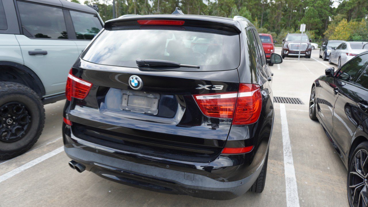 Used 2017 BMW X3 sDrive28i RWD image 6