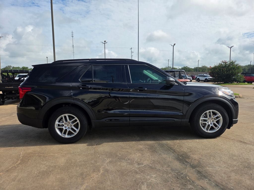 New 2026 Ford Explorer Active w/ Active Comfort Package RWD image 4